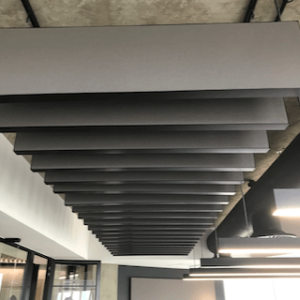 ceiling baffles with optimised acoustic spacing